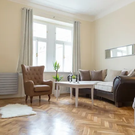 Charles Centre Apartamento